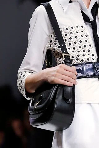 Look 18